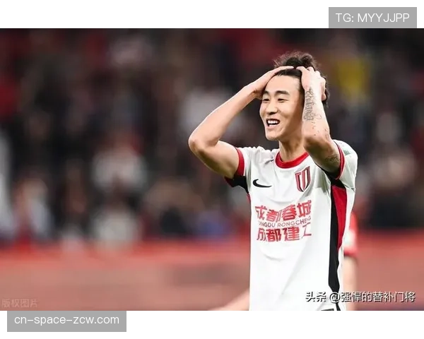 葡超前锋即将抵达中国,将接受山东泰山体检 葡超前锋即将抵达中国,将接受山东泰山体检
